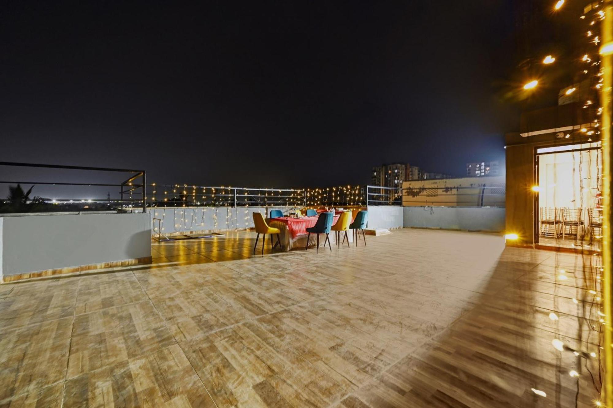 Hotel Super Townhouse Oak Hillside Aqua Khandagiri Exteriér fotografie