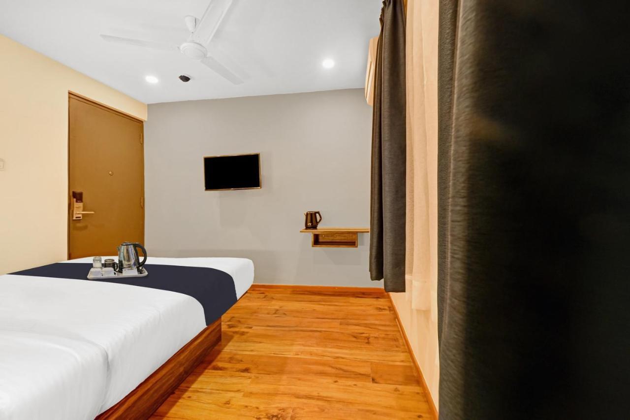 Hotel Super Townhouse Oak Hillside Aqua Khandagiri Exteriér fotografie