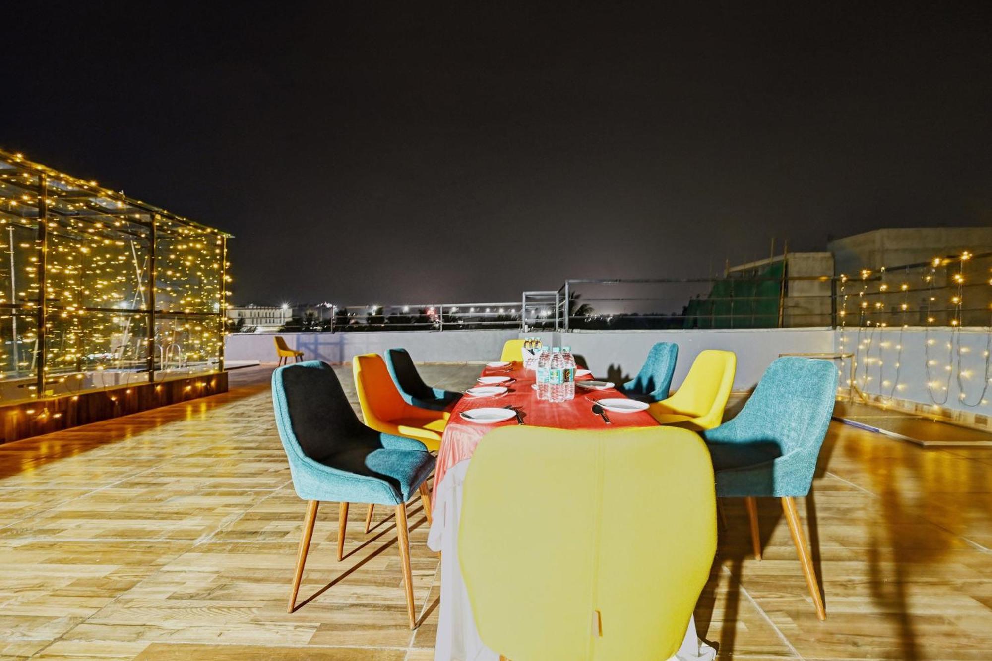 Hotel Super Townhouse Oak Hillside Aqua Khandagiri Exteriér fotografie